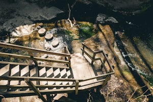 Hike the Upper Dells of Matthiessen State Park