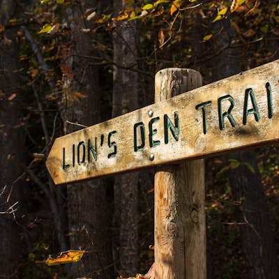 Hike the Lion's Den Gorge Loop