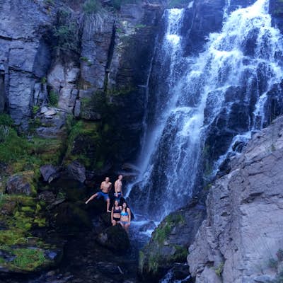 Hike Kings Creek Falls