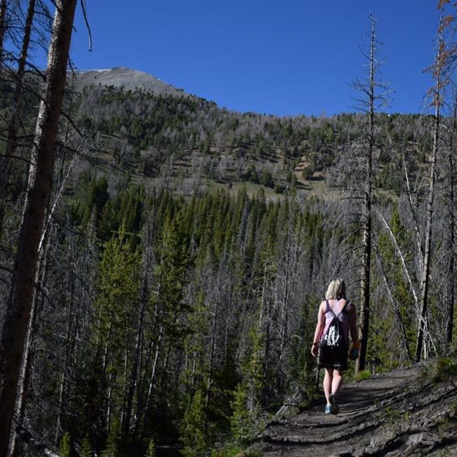 Hike to 4th of July Lake