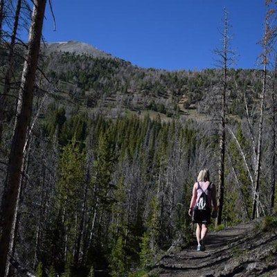 Hike to 4th of July Lake, 4th of July Lake Trailhead