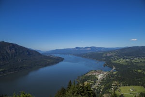 Hike Wind Mountain