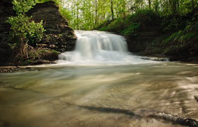 Hike to Papermill Falls 