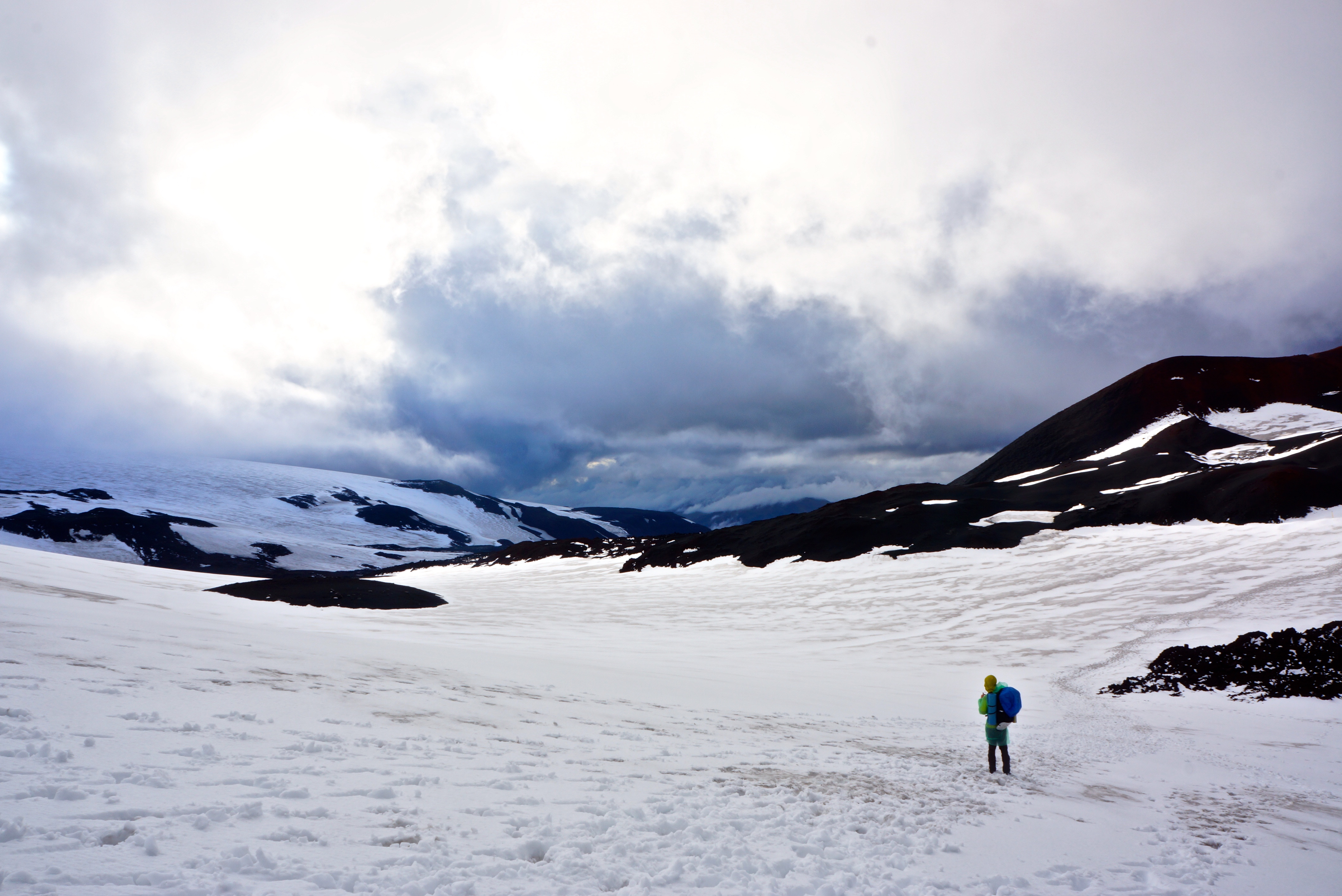 Hike Fimmvörðuháls Pass