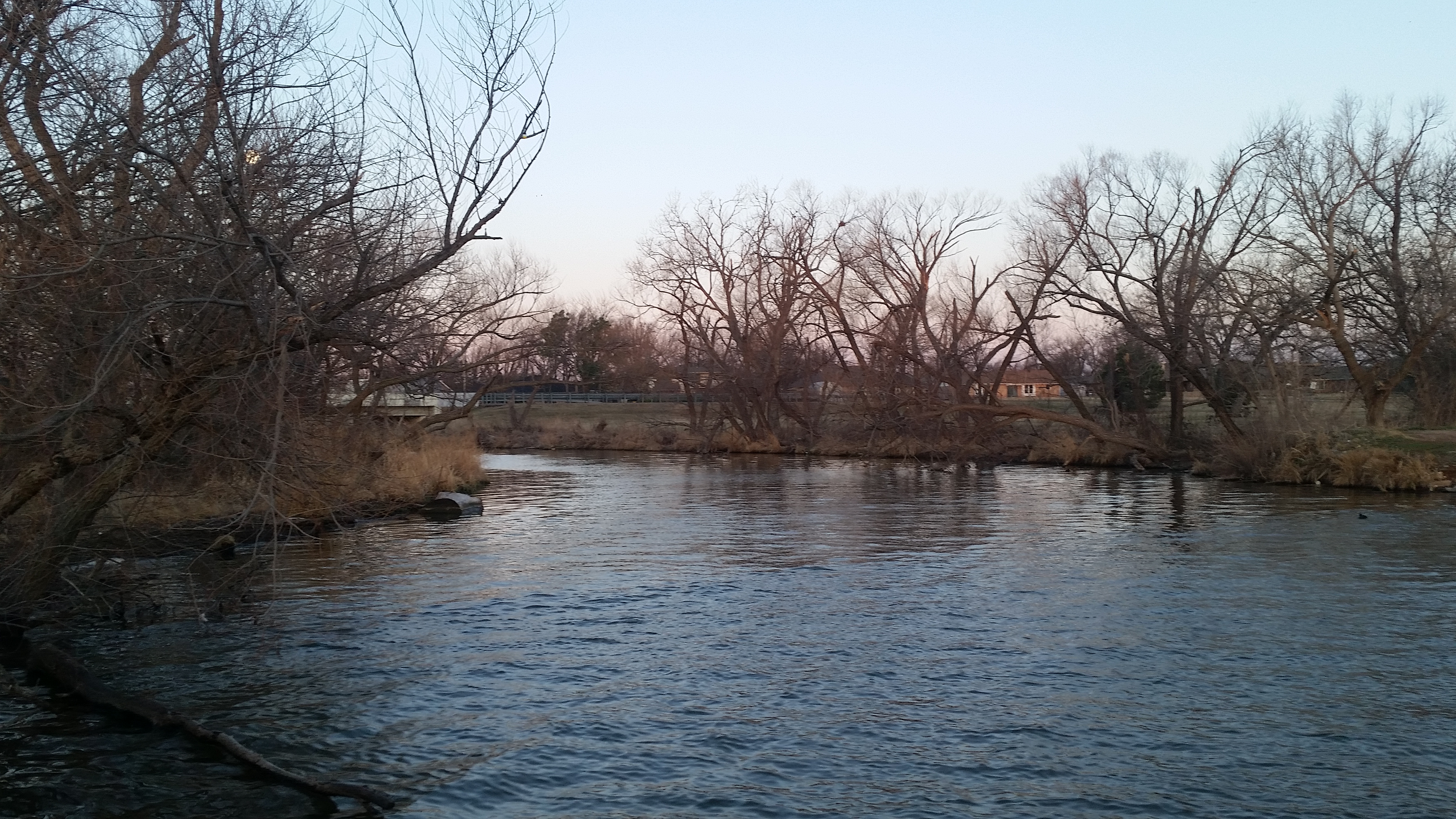 Run along the Shore of Lake Hefner