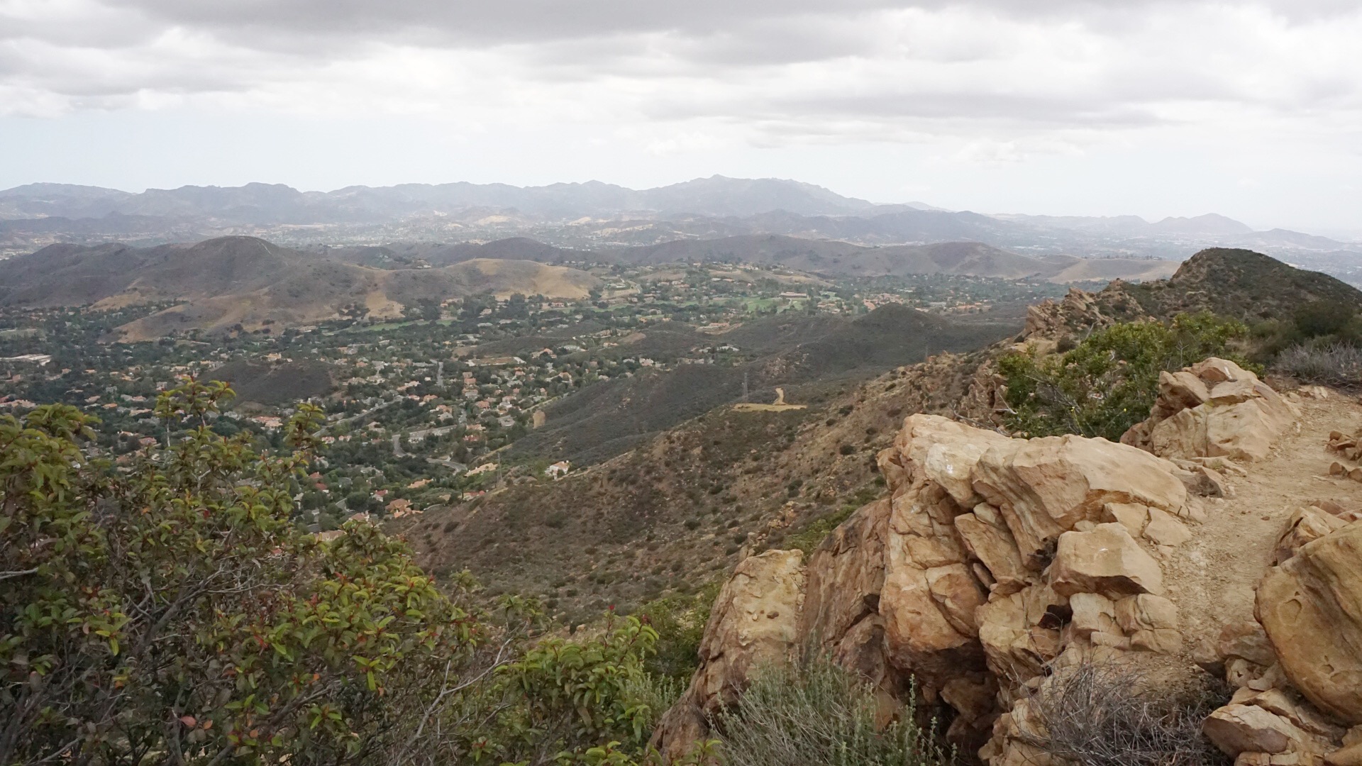 China Flat Trail to Simi Peak