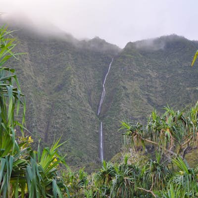 Hiking The Kalalau Trail In 10 Hours, Hawaii