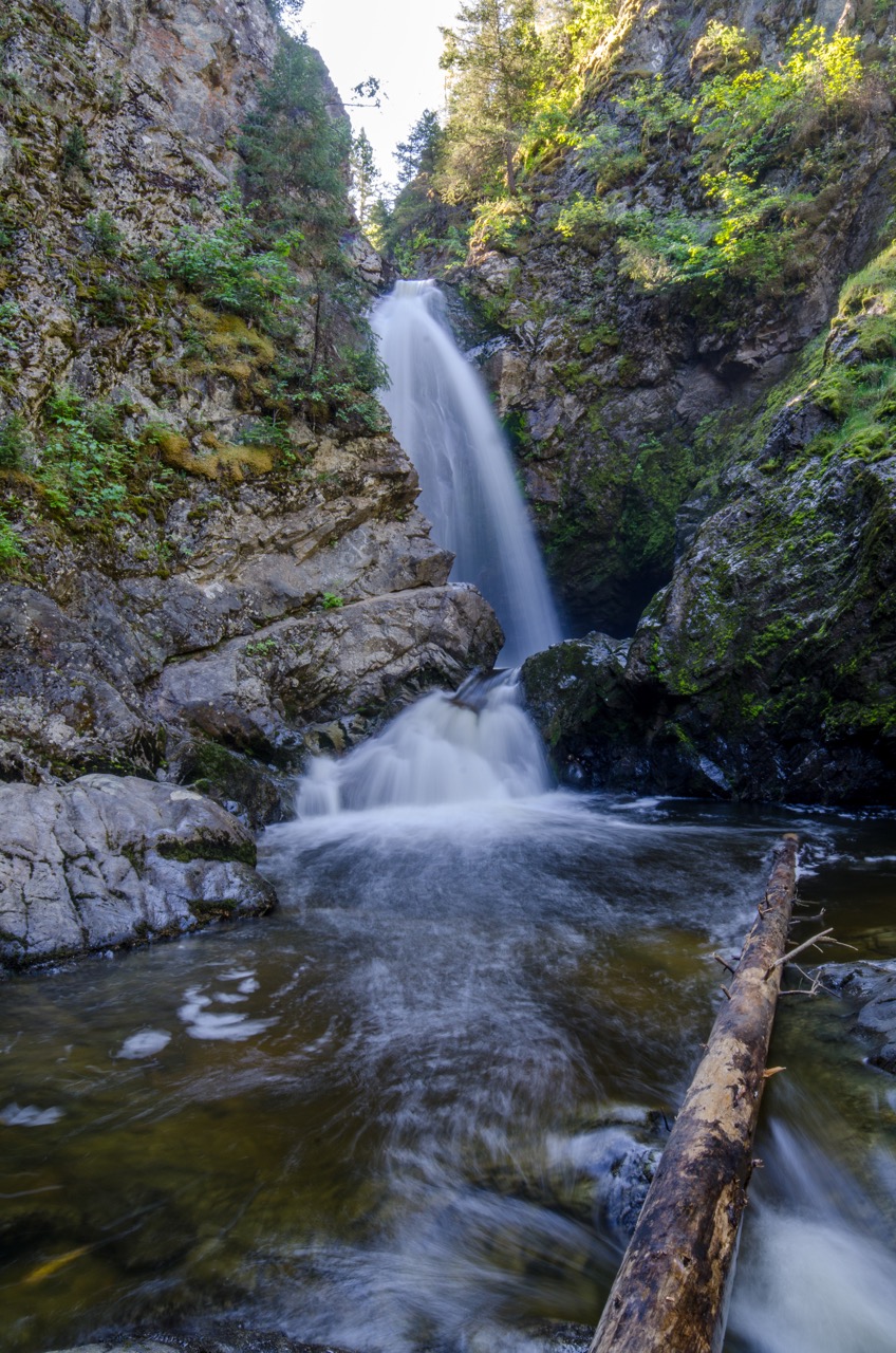 Explore Hixon Falls