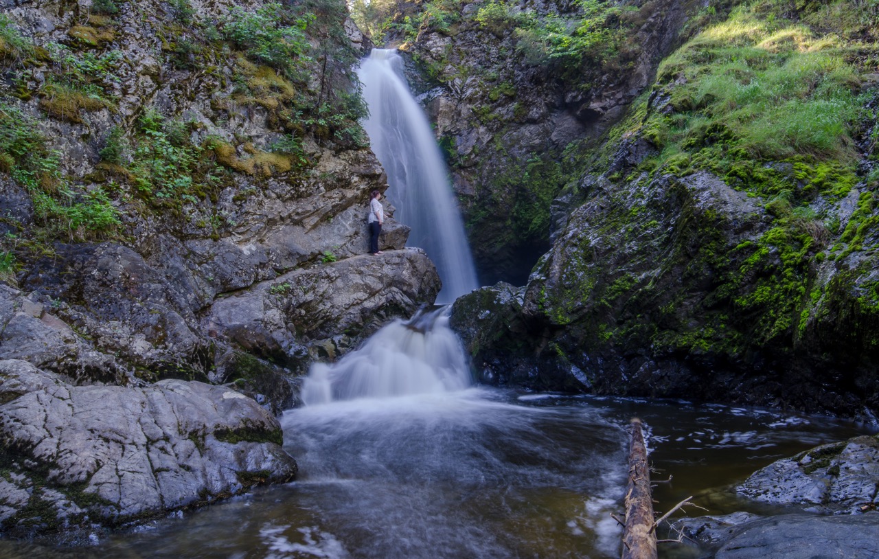 Explore Hixon Falls