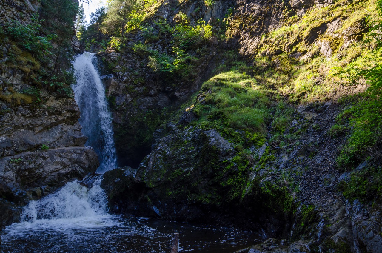 Explore Hixon Falls