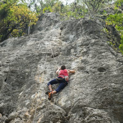 Rock Climb in Río Blanco