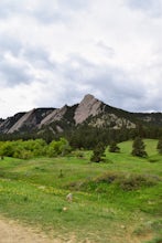 Hike the Chautauqua Trail to the Ski Jump Trail