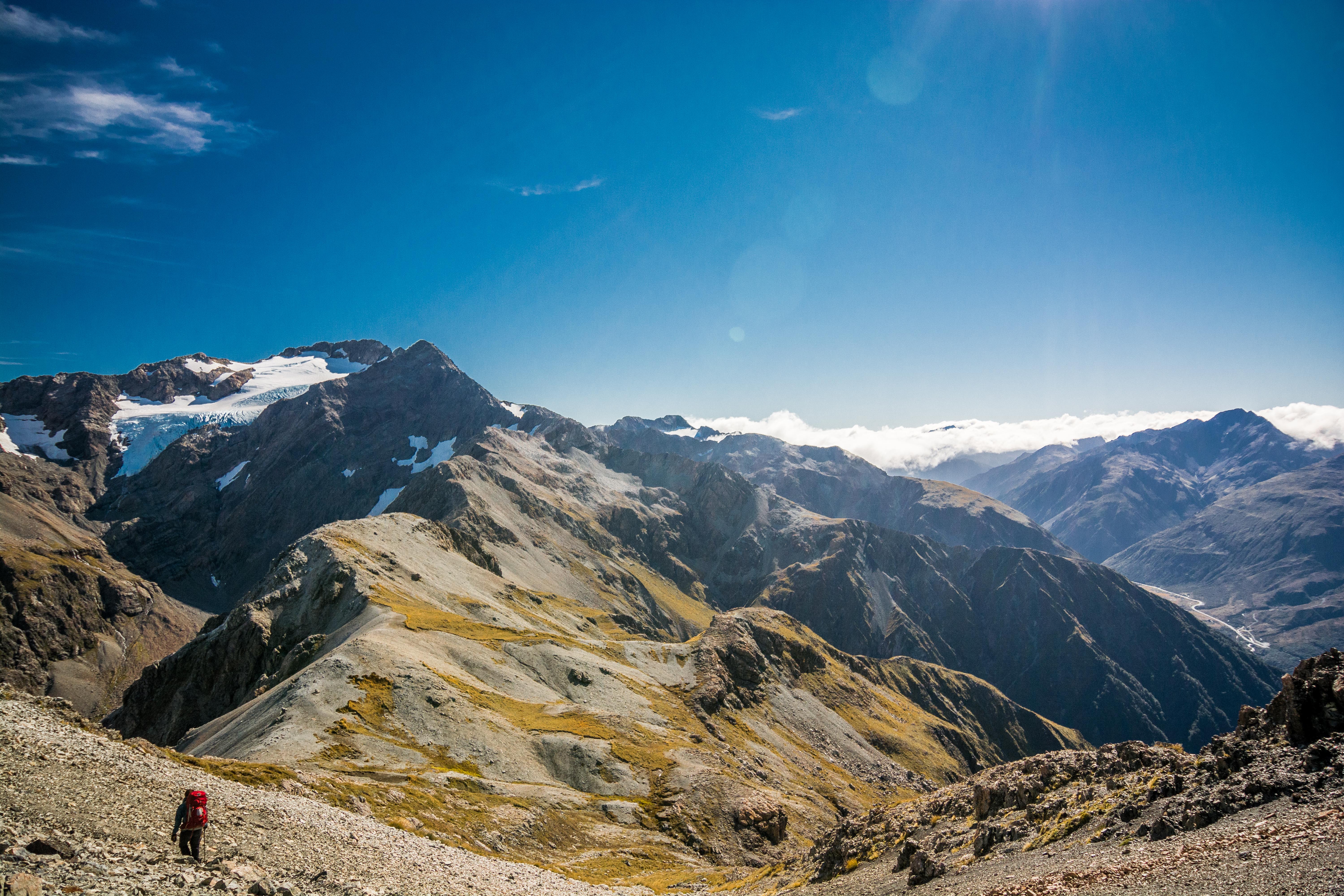 Hike the Avalanche Peak - Crow River Valley Traverse 