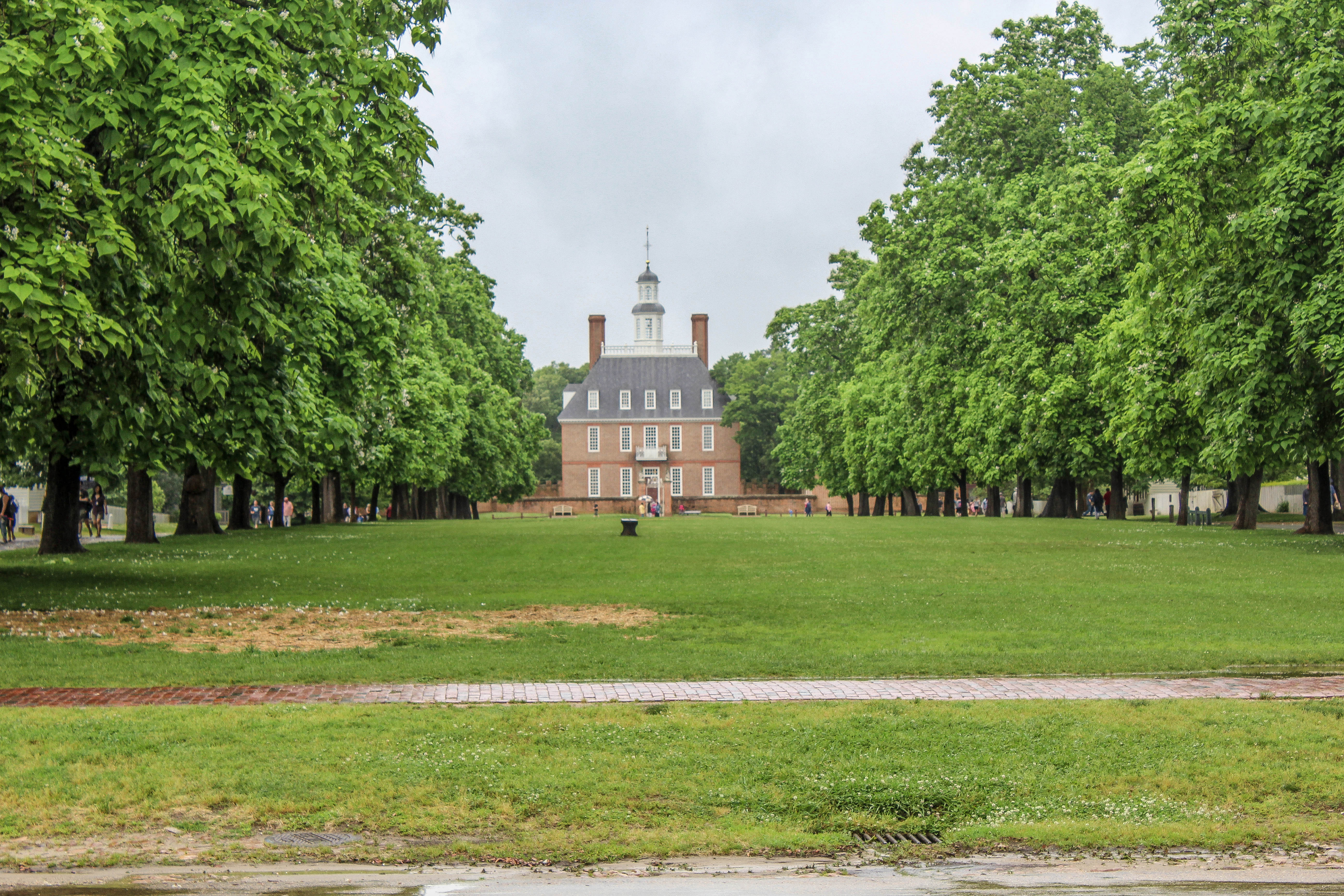 Visit Colonial Williamsburg