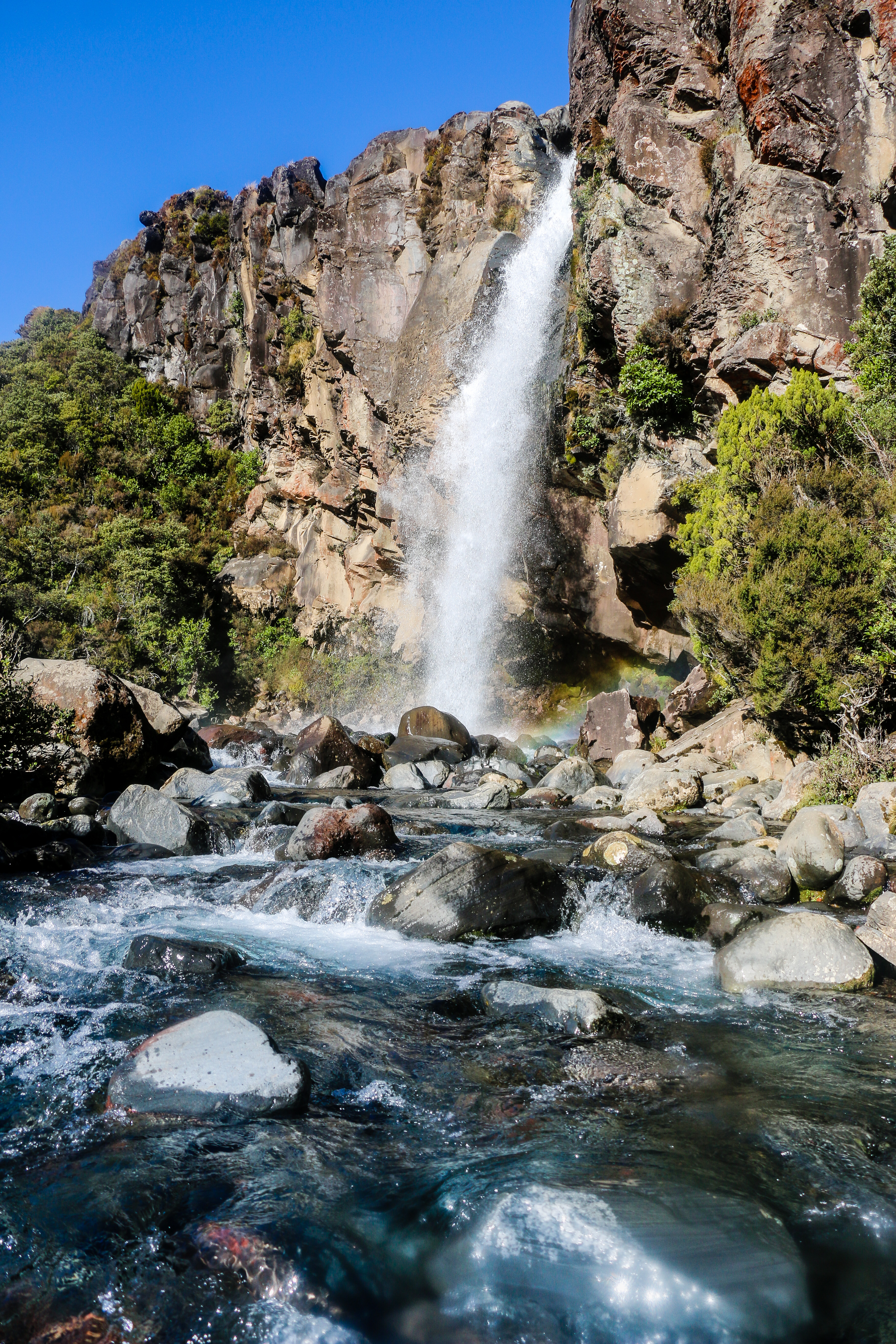 Backpack to Tama Lakes