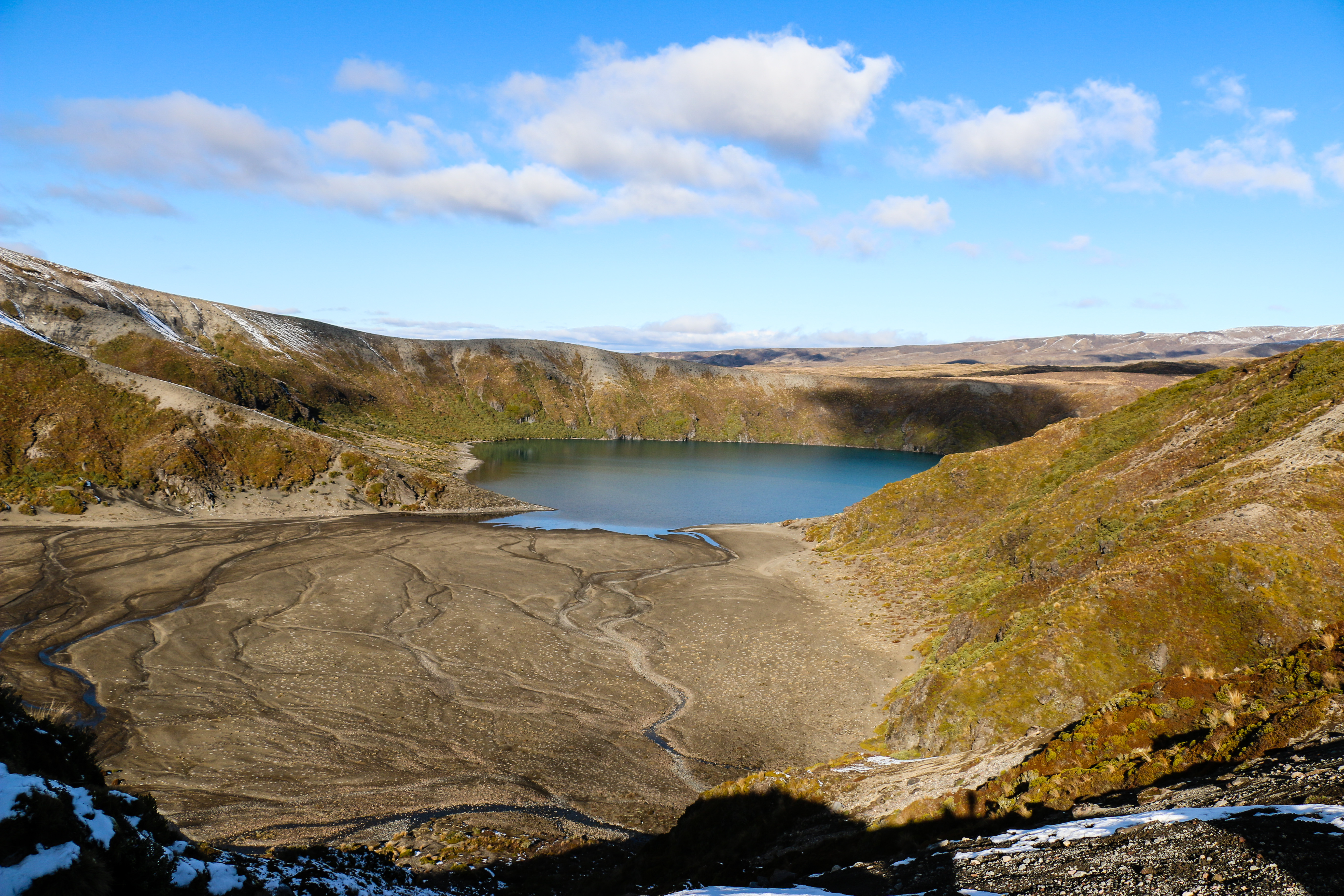Backpack to Tama Lakes