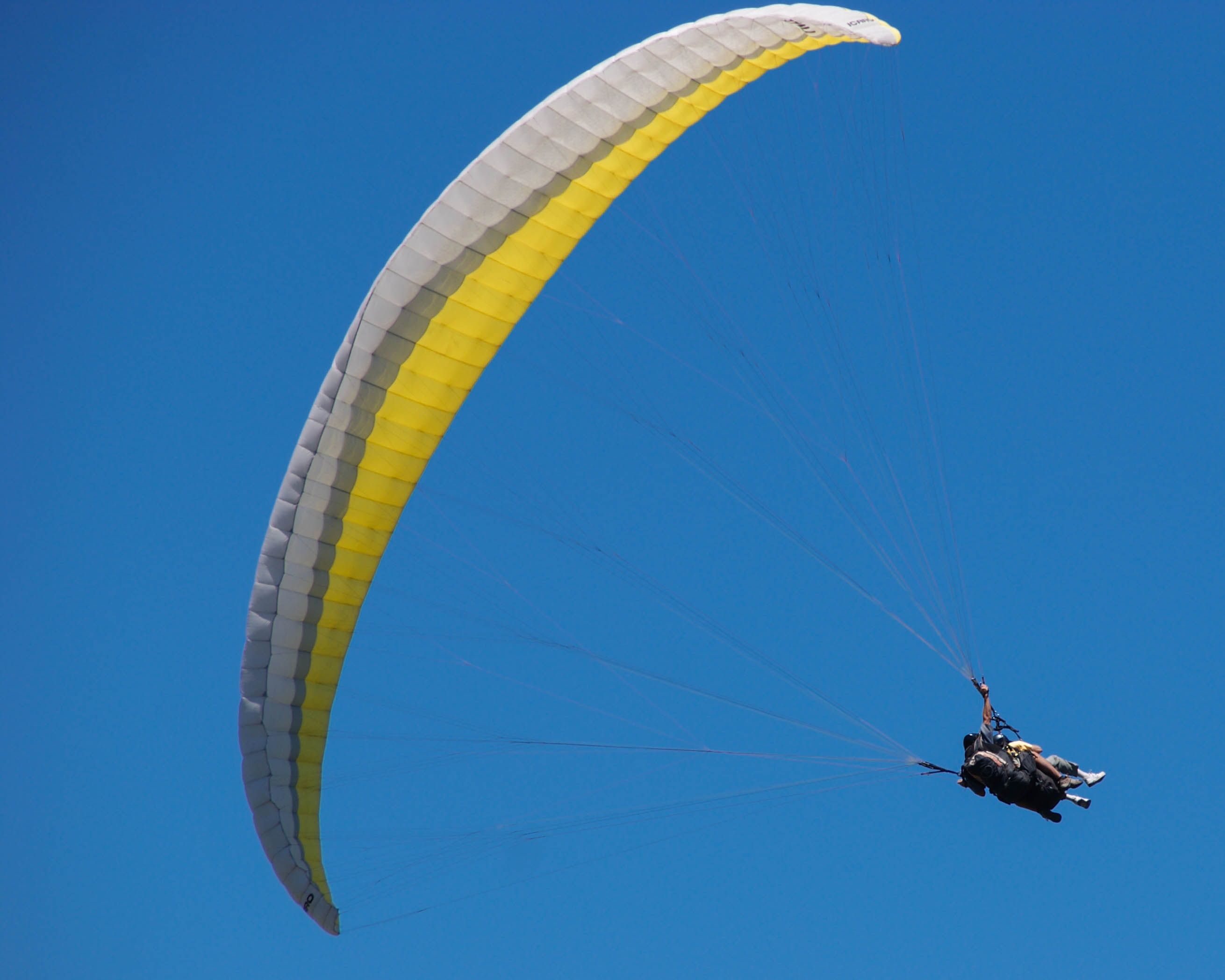 Paraglide over Knysna