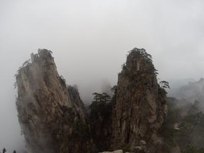 Hike the "Avatar" mountains in Huangshan, Anhui, China
