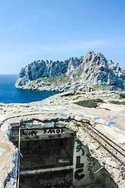 Hike the "Calanques de Marseille"