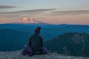 Backpack around Mount Saint Helens via the Loowit trail