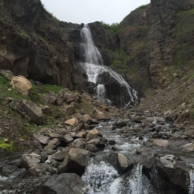 Hike along Lambagilseyrar to a Waterfall