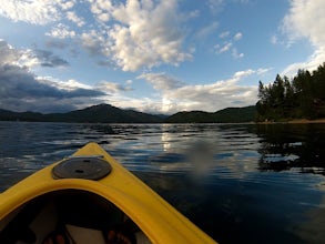 Kayak Deer Lake