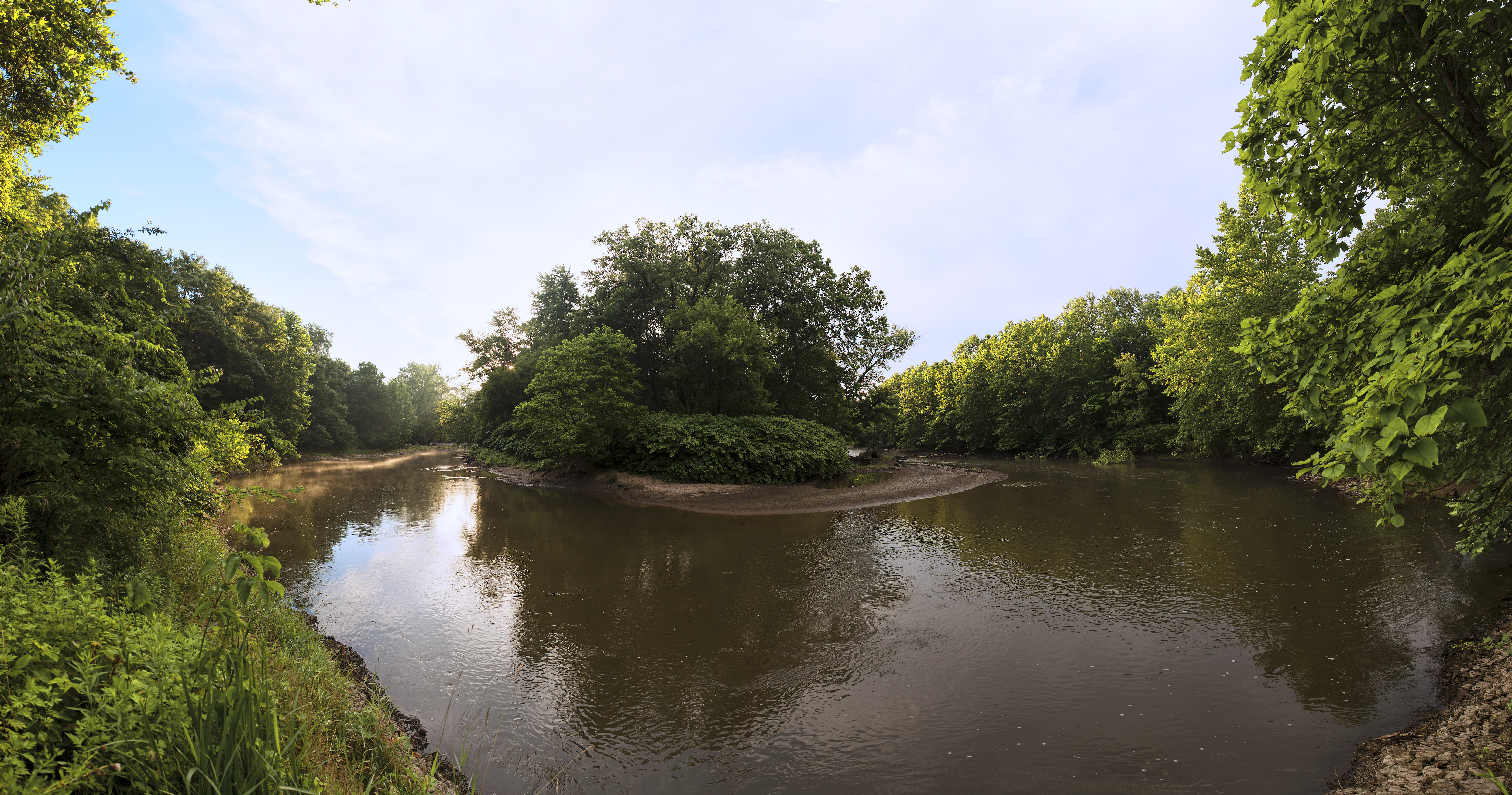 Bike along the Cuyahoga River via Lock 39 Trailhead