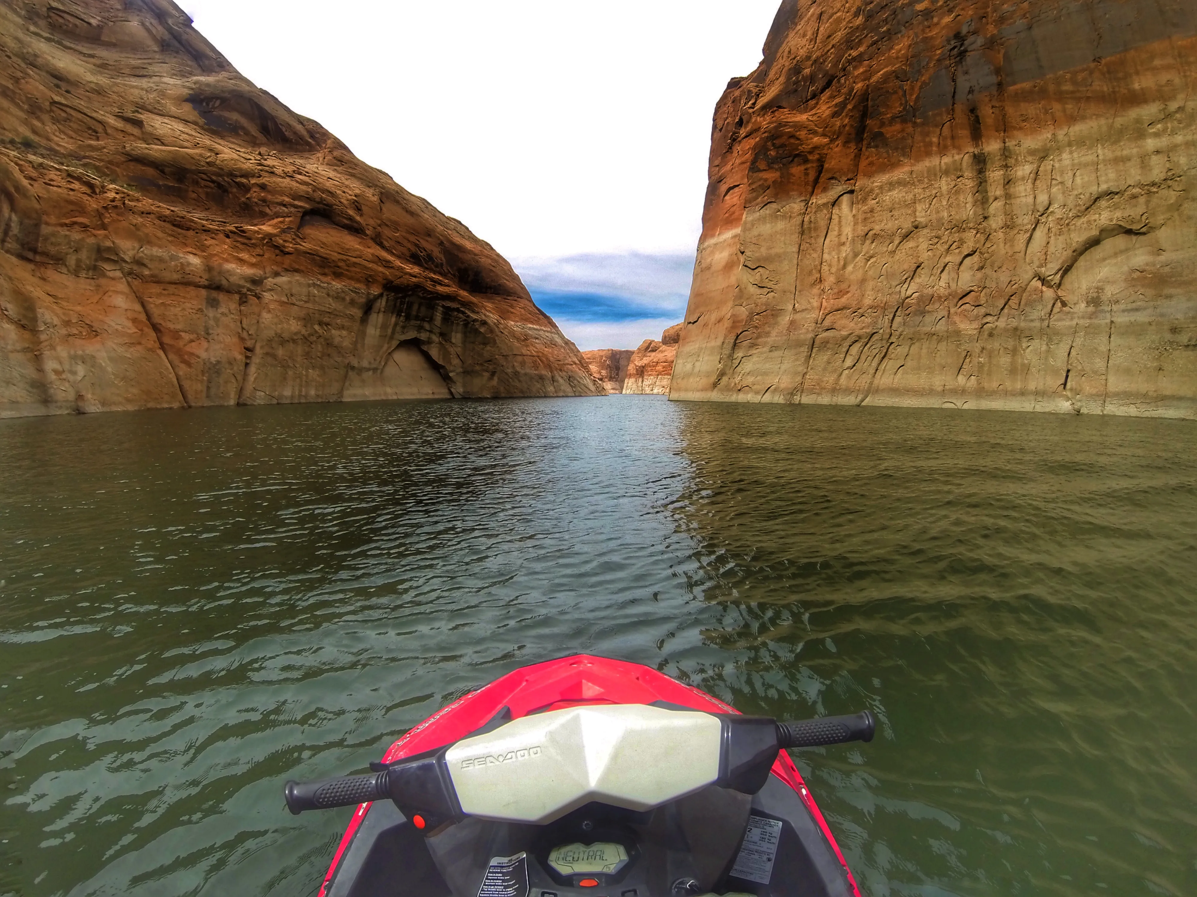 Explore Lake Powell by Jet Ski