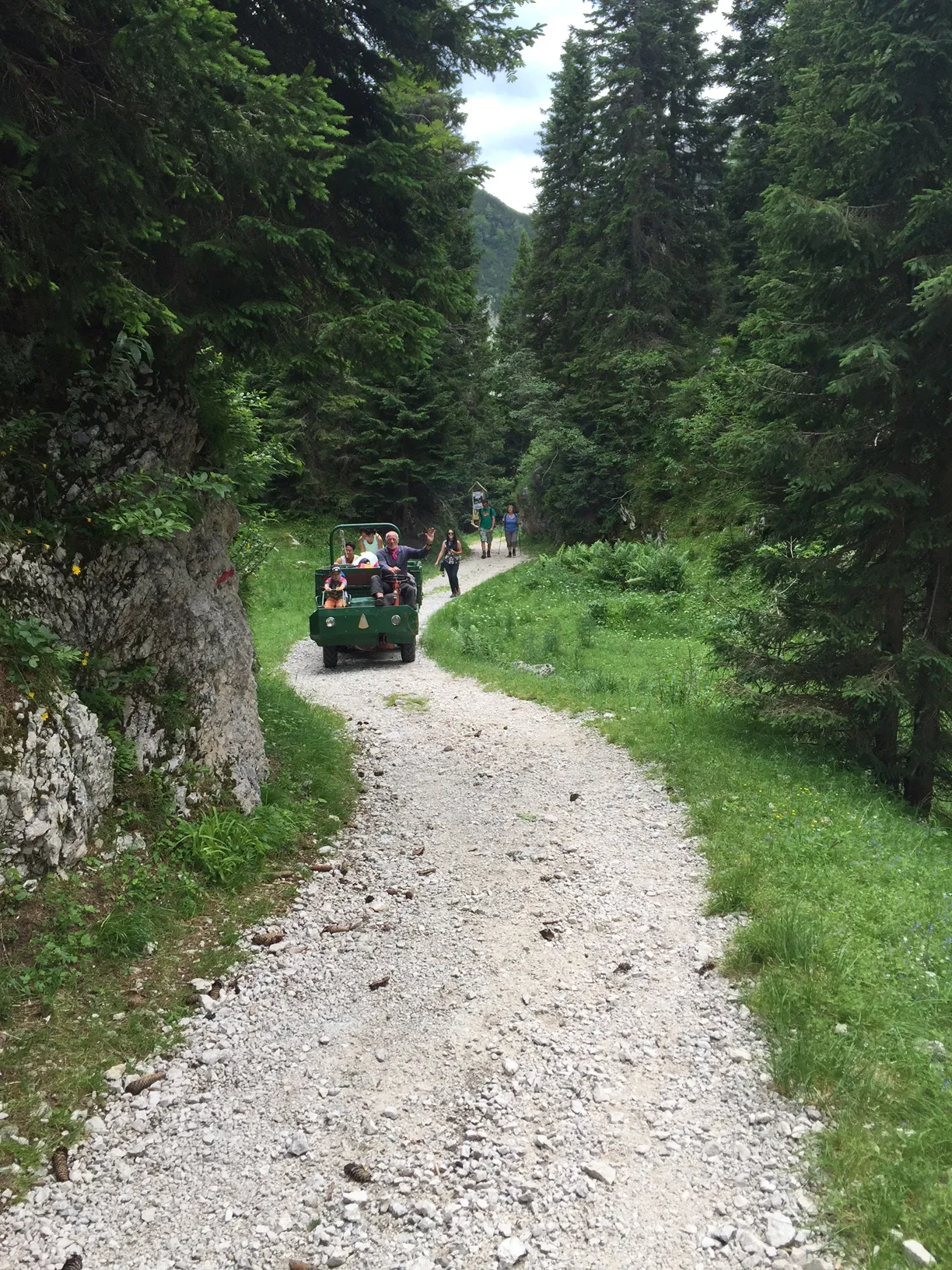Hike to Krnsko Jezero Lake in Lepana Valley 