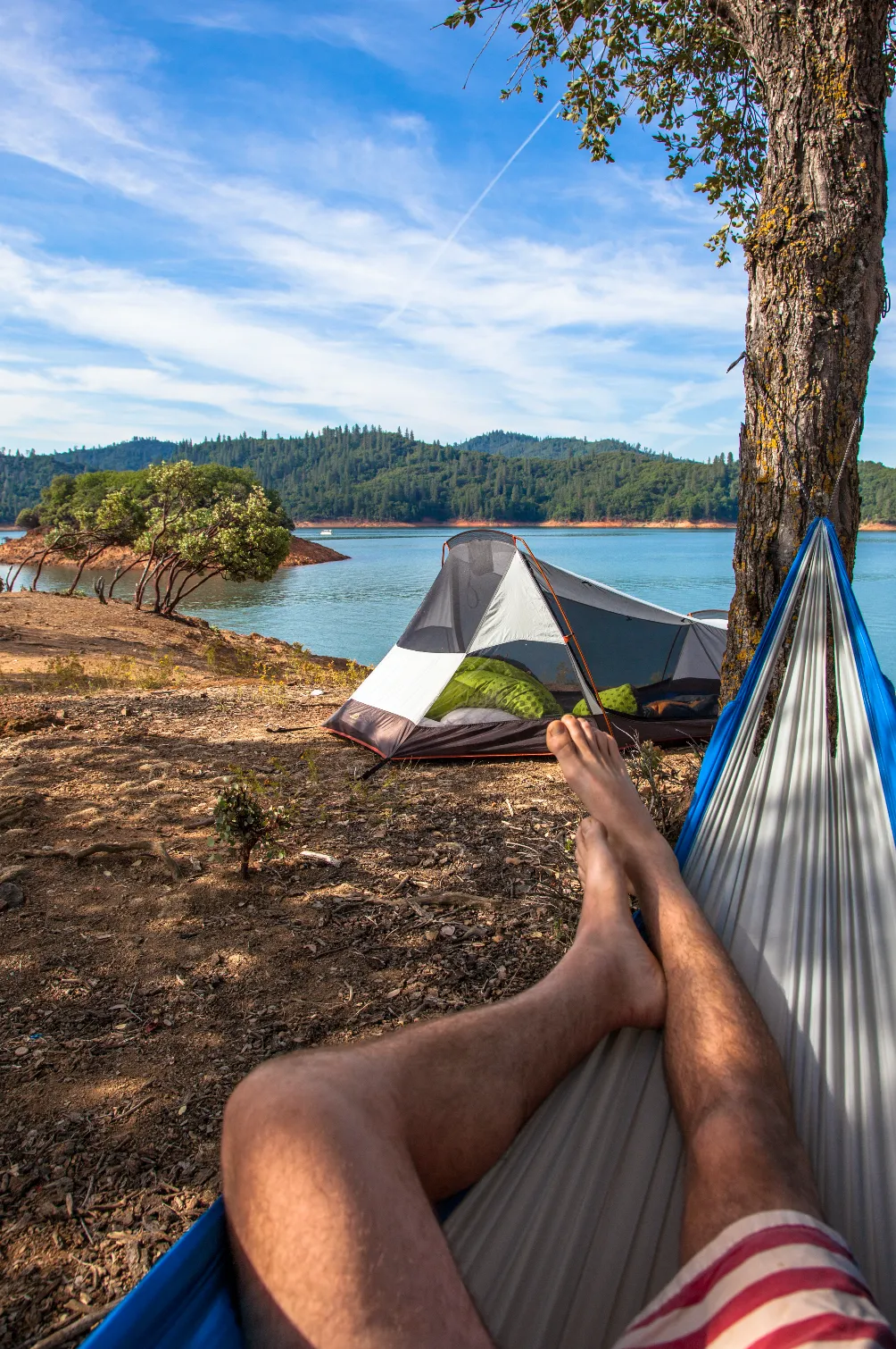 Houseboat Lake Shasta