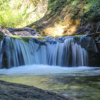 Hike to Sweet Creek Waterfall