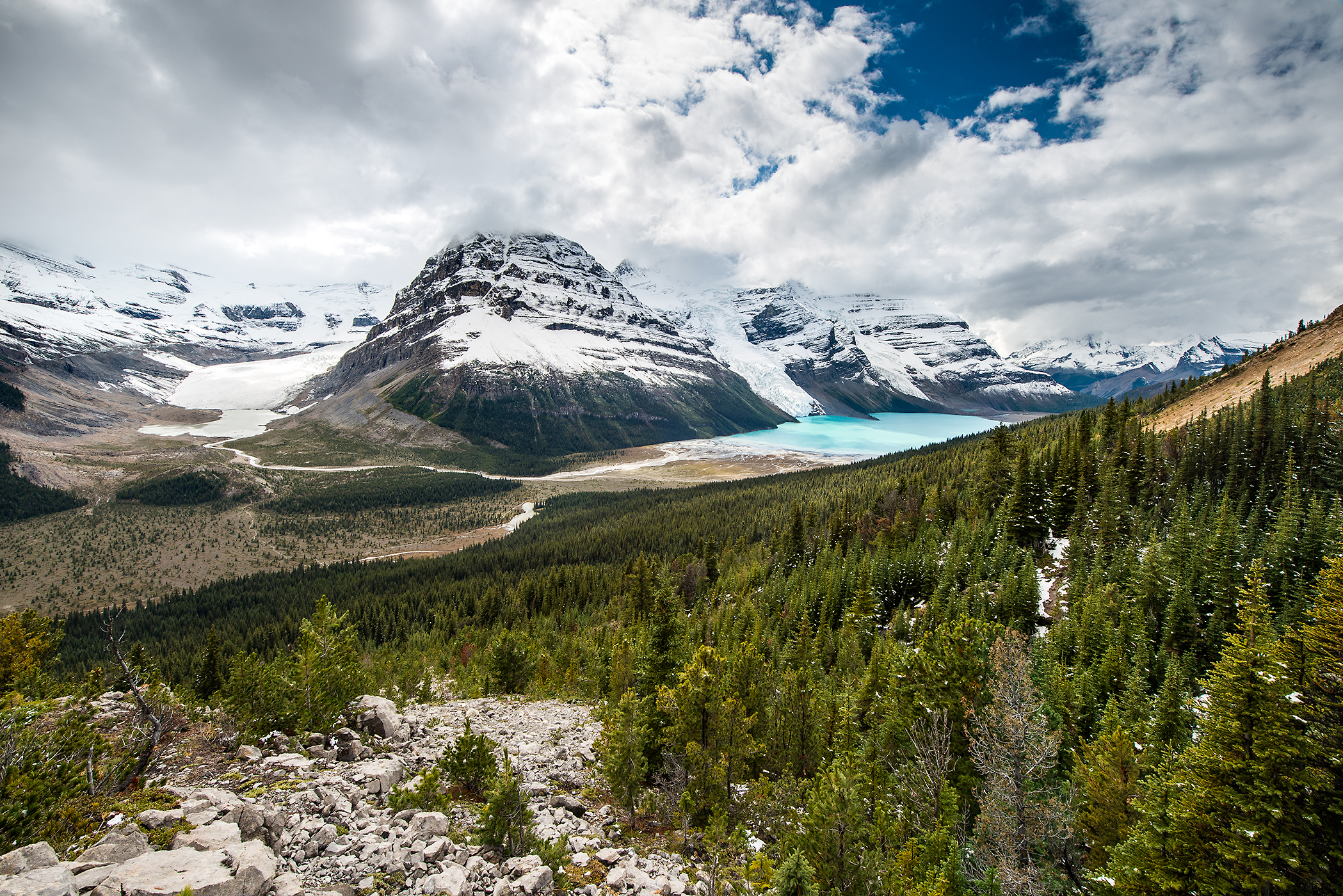 Heli-Hike the Berg Lake Trail