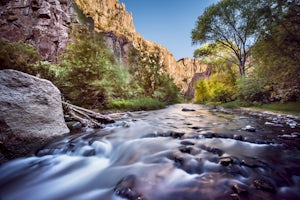 Hike Aravaipa Canyon