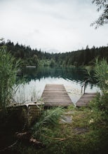 Hike around Crestasee Lake