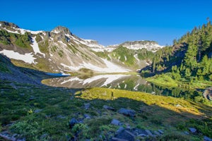 Hike the Bagley Lakes Trail