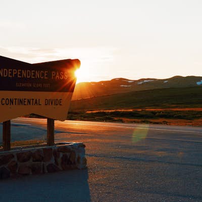 Watch the Sunset from Independence Pass