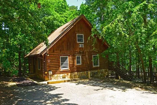 Mistletoe State Park Campground Loop