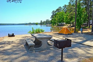 Camp Mistletoe State Park