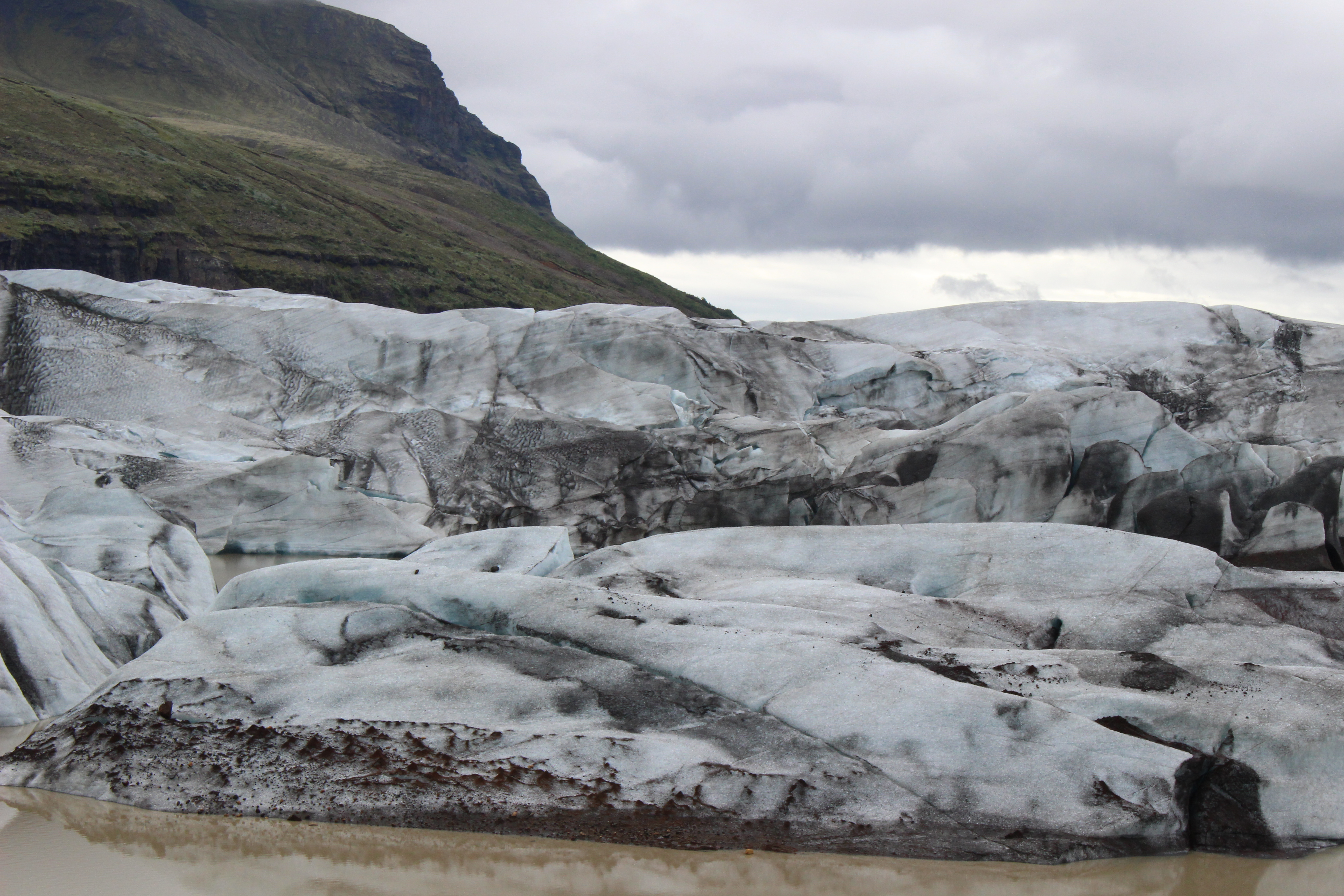 Explore Svinafellsjokull 