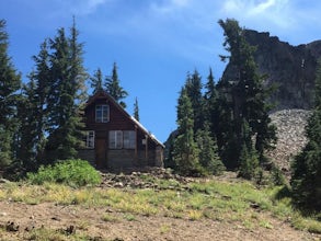 Hike to the Peter Benson Hut