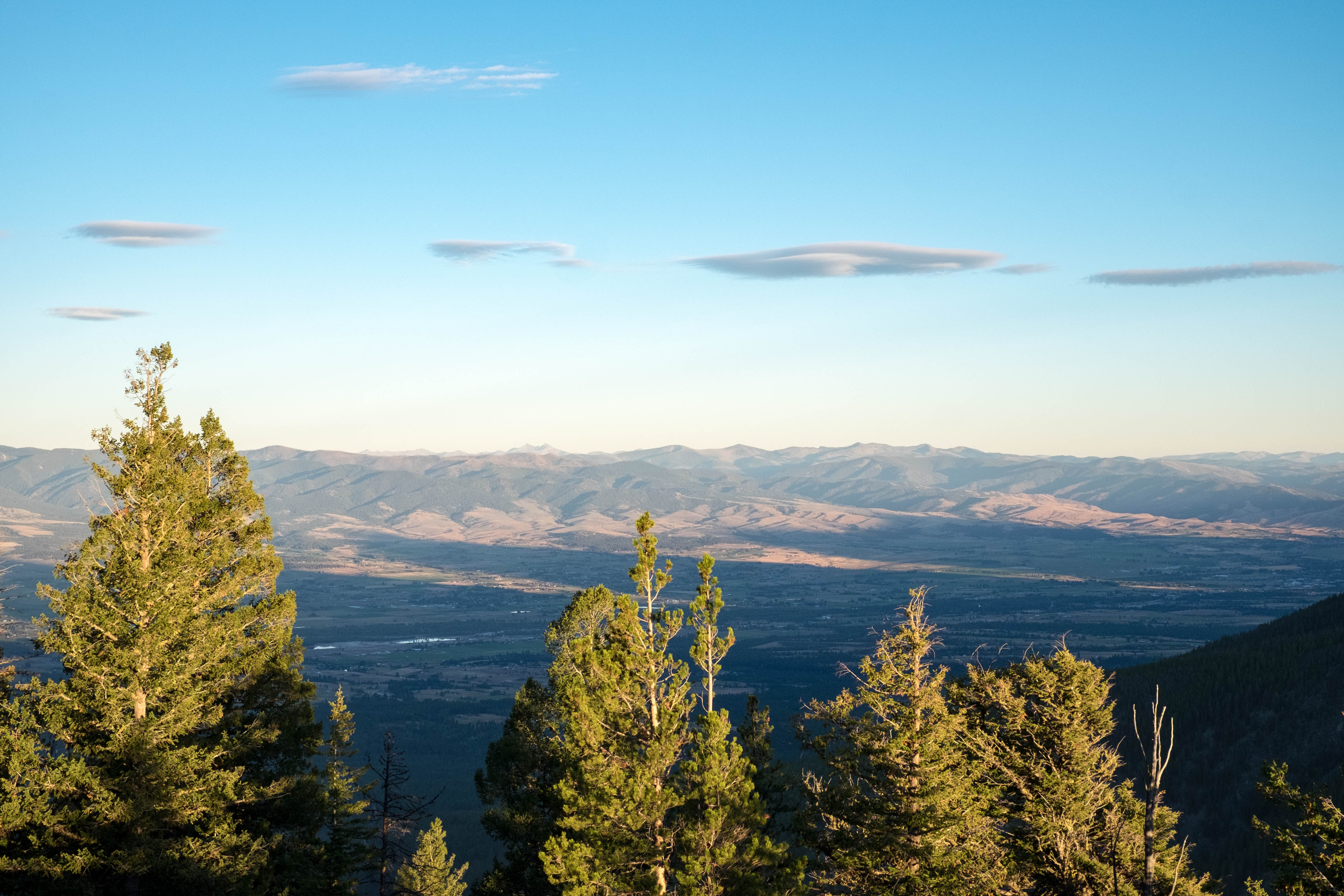 Hike to Bear Creek Overlook
