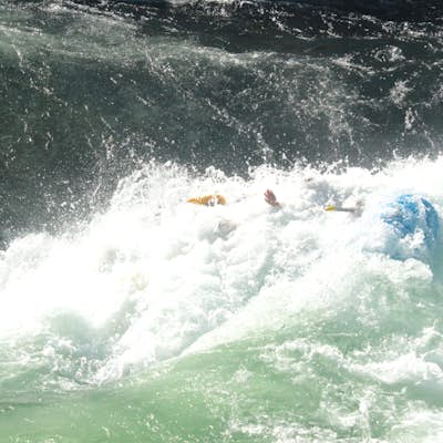 White Water Raft Down the Deschutes River