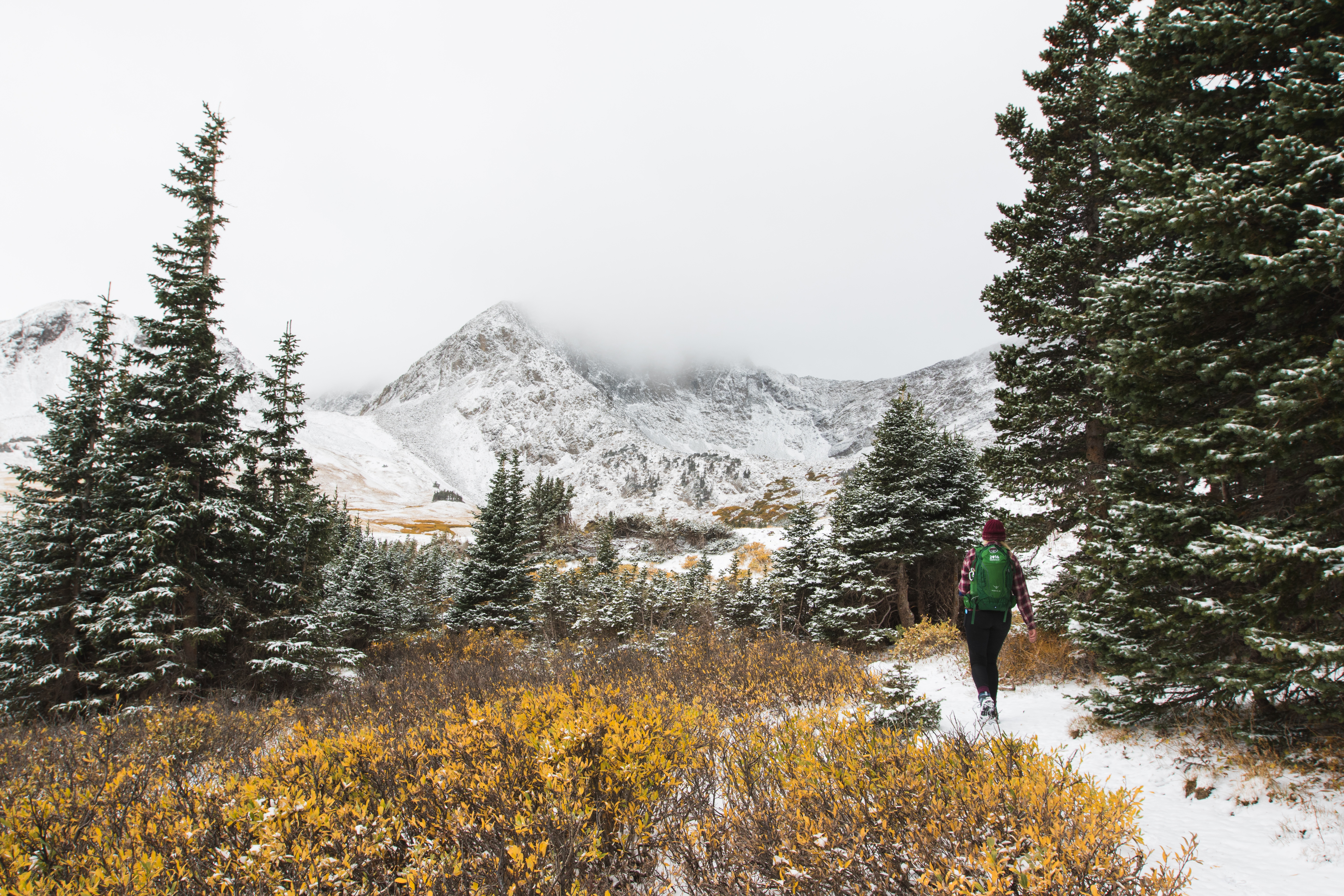 Hike to American Lakes