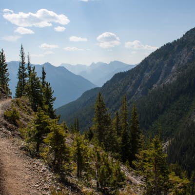 Hike the Cory & Edith Pass Trail 