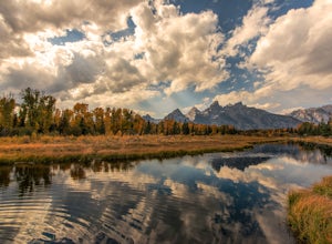 How to Capture the Fall Colors at Schwabacher Landing