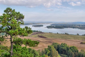 Hike The Rock Valley & East Quarry Trail, Pinnacle Mountain SP