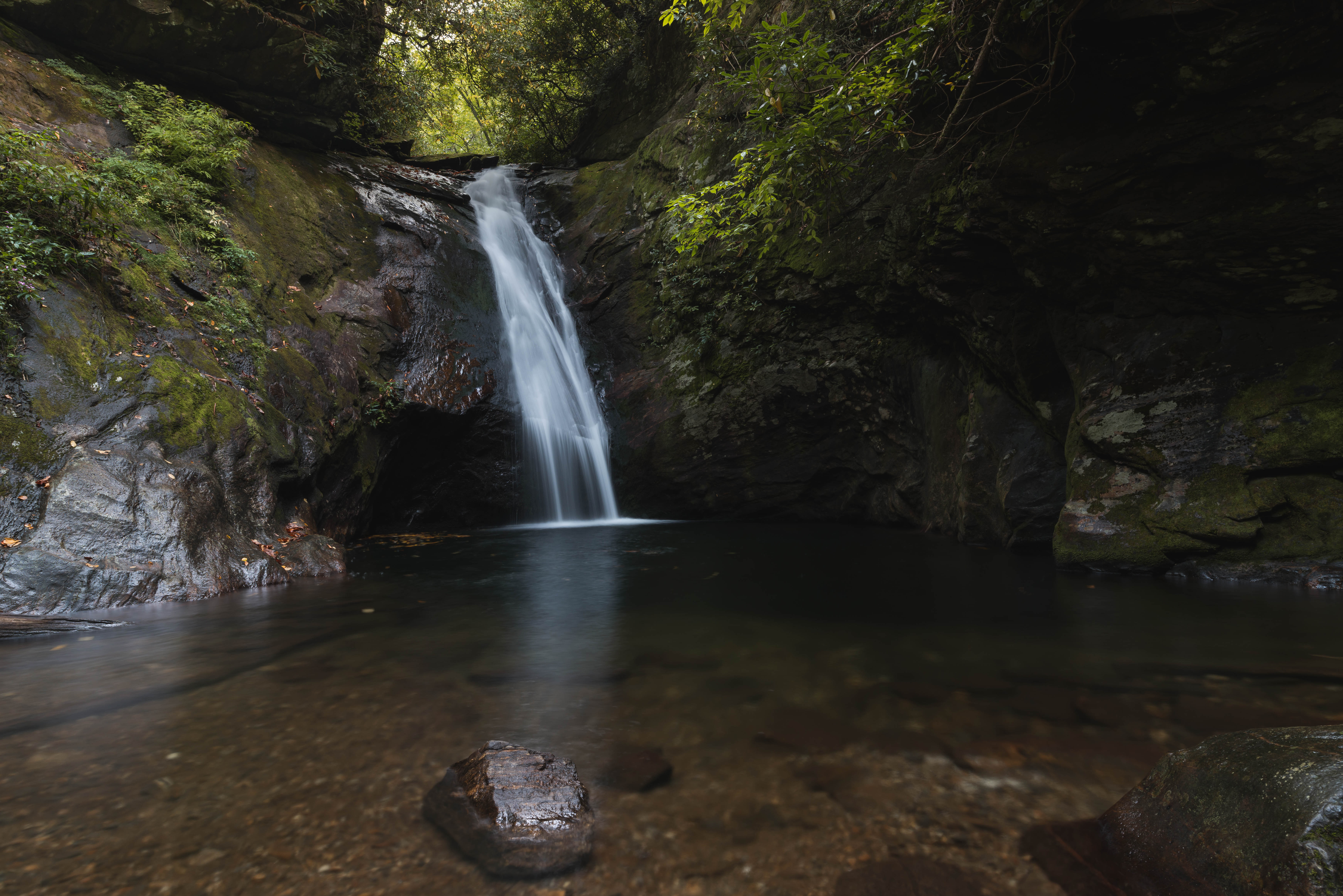 Hike to Courthouse Falls