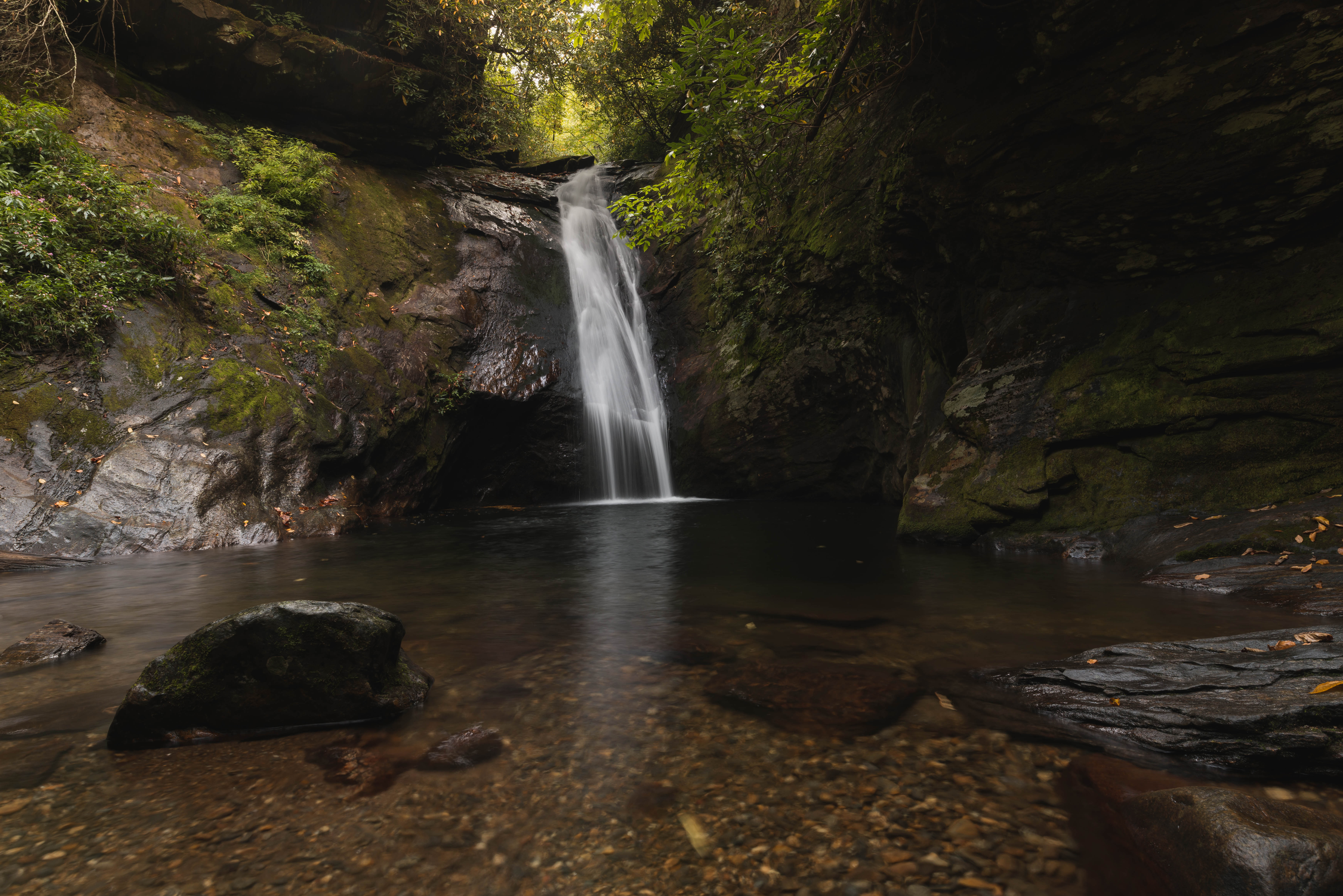 Hike to Courthouse Falls