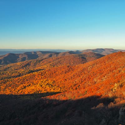 Hike to The Pinnacle in Shenandoah NP