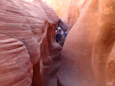 Peek-a-boo and Spooky slot canyon Loop Hike